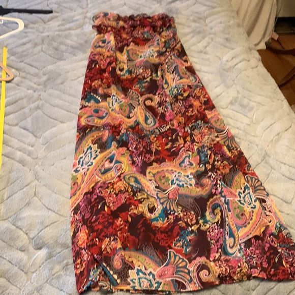 Maxi dress beautiful colors size small - Picture 7 of 7